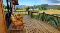 3BD/2.5BA Tennessee Mountain Trout Lodge by Watauga Lake & River
