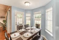 Luxury Stay - Office-Pet's Welcone!