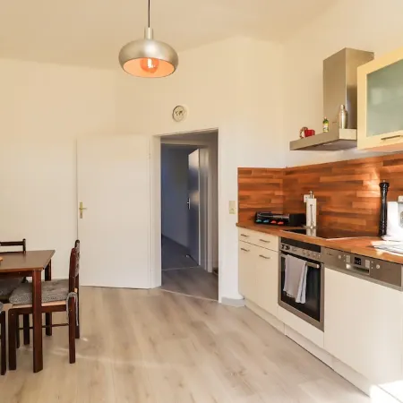 *NEW* Central (5min to city center) *Netflix & Amazon Prime* Kleiststrasse 4 MD