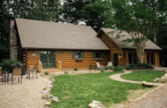 The Lodge at Hawthorn Haven