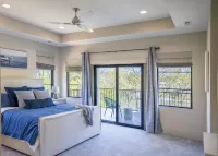 Lakeshore Modern!  Lake Front with Platform Dock and 2 Kayaks, Firepit and Views