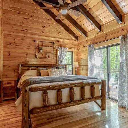 Serendipity Cabin- Relax & Recharge at RRG