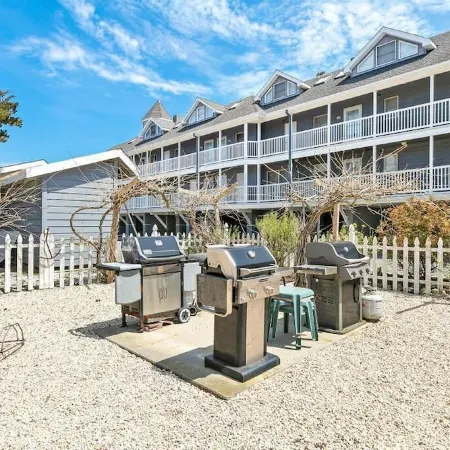 *3rd to Beach*Beautiful*Clean*Victorian, *Across Veterans Prk*Beach Haven
