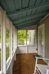 Corner Cottage, Downtown Saugatuck