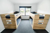 Jimmara House- Modern central holiday home. 홀스갭 호텔