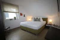 Casa Fortuna Comfort mit Seeblick, Whirlpool, Sauna und Eingezäuntem Garten - Homestays