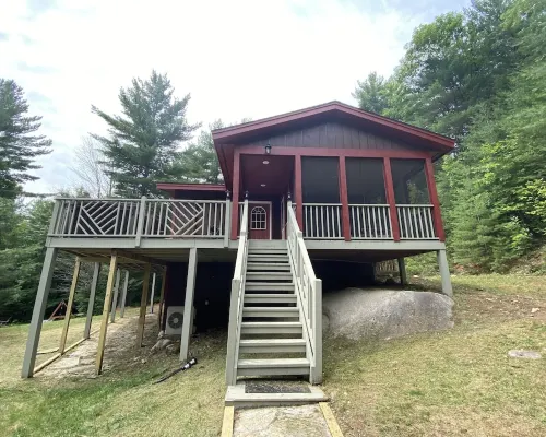 Luxury Mnt. View Cabin with game room, hot tub, fire pit and private ski trails Hotels in Jay