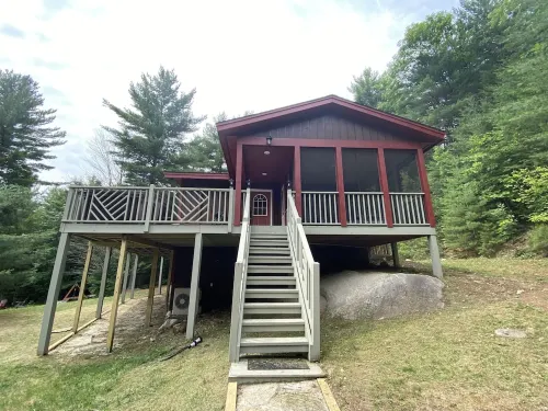 Luxury Mnt. View Cabin with game room, hot tub, fire pit and private ski trails