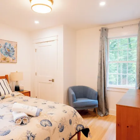 Luxury house 3 mins from UVA - Close to JPJ Arena