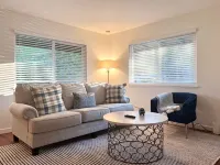Cozy and quiet 2B/1b in Downtown Hotels in Lafayette