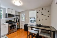 Christmas City Cottage Hotels in Bethlehem