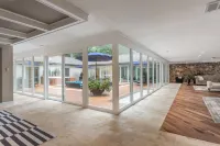 The Mohamad Ali Experience Hotels in Cherry Hill