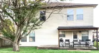 Spacious 3BR in Rosenberg | w/ 30-Day Discounts! 45 mins from FIFA stadium