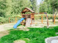 Farmhouse by the Falls Hotels in Snoqualmie