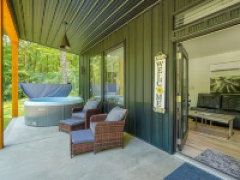Love Shack at Trickle Creek at Hocking Hills 馬裏恩酒店