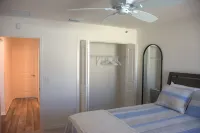 Great location-Mins from Brownwood! Brand New, Full-size House, Dogs Welcome!