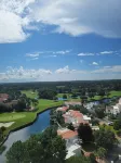 1BR Condo - Pool, free beach tram, large balcony, full kitchen, washer/dryer