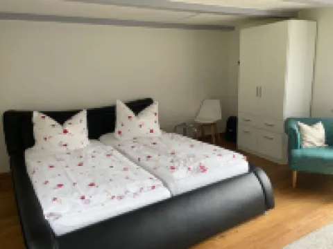 Modern and cozy vacation home completely renovated in 2023 Hoteles en Bad Brambach