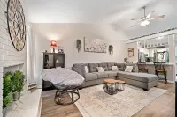 Suite Francis - Minutes from Camp LeJeune and the Beach!