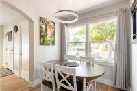 1 Bedroom Home with Home Office