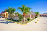 Pleasanton Executive Inn by OYO Hotels in Jourdanton