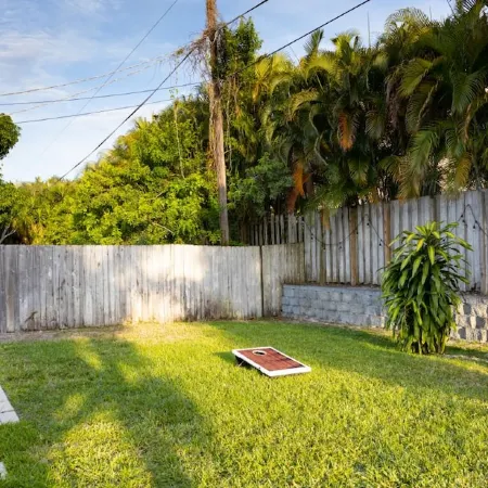 Beautifully Appointed 3BR / 2 Bath Home close to Beach & Iconic Atlantic Ave