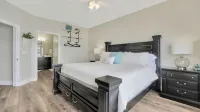 Island life at the Lake of the Ozarks luxury condo, beautiful main channel views