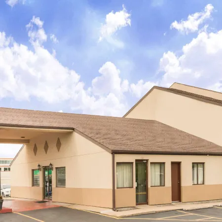 Days Inn by Wyndham Hannibal