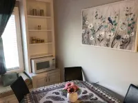 Guest suit near down town-Free Parking