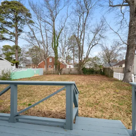 Buckroe Beach House ~ Walk to Beach / Only 3 Blocks! Close to VA Hospital!