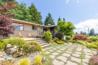 Serene Poulsbo 6br, Sleeps 12, Liberty Bay And Mountain Views