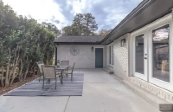 Modern Ranch, King Beds, 4 Bdrms, Private Patio, Open Floor Plan in Central Ptc