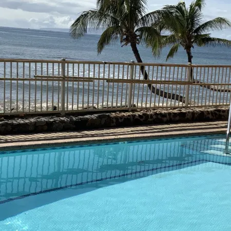 50 Steps to the Ocean!  Great Maui Location!