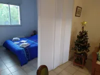7-person house with direct beach access (100 m walk)
