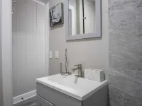 Modern 1 bedroom 1 bath apartment Hotels in Anderson