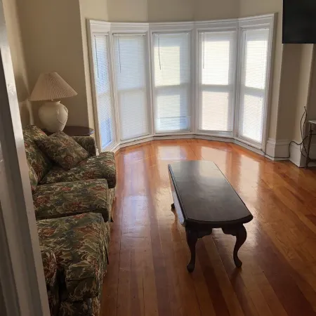 1 bedroom/1 bath