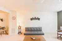 Sleeps 4 Fully Equipped Apartment Near Golf Courses Hotels in Corry