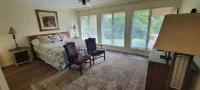Remodeled mountain home, theater room, minutes from Bluestone and Pipestem Parks