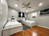 Newly Renovated Bright & Cozy Retreat