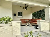 New Downtown Irvine 3/2 home w/king bed. Near Red River Gorge, Berea, Lex.
