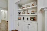 Family-Friendly Luxury Home w/Media Room, Near SA & ATX, Long Stays Welcome 斯普林布蘭奇住宿飯店