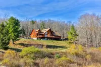 Just 6 minutes from Windham Mountain