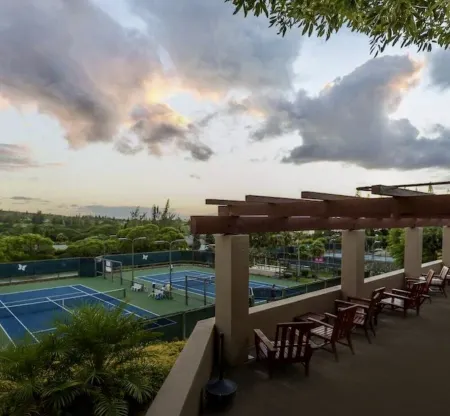 MODERN HAWAII ⛳️ Luxe Remodel, Closest 3BR Kapalua Golf Villa to Beach & 4th Tee!