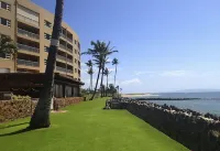 Welcome to Azure Bay, luxury oceanfront condo Hotels in Kalepolepo Beach