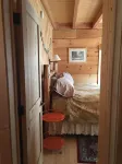 Beautiful Apple Valley Cabin in Sonora on 3.5 Acres walk to Indigeny Ciderworks
