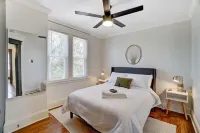 Oakley Square 3BR Completely Remodeled - Walkable Hotels near Lunken Airport