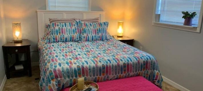 Quaint Coastal Pool Home Oasis Florida Space Coast, by Beach&Space Coast Stadium Hotels in Melbourne