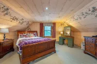 Sugar Mountain Cabin Hot Tub Great Reviews!