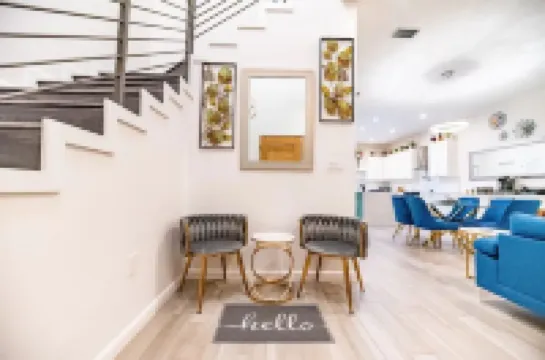 Elegant and cozy townhouse