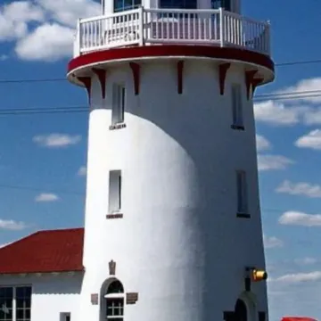 Steps to Beautiful Brigantine Beach. 1st. Floor Unit with Private Porch.